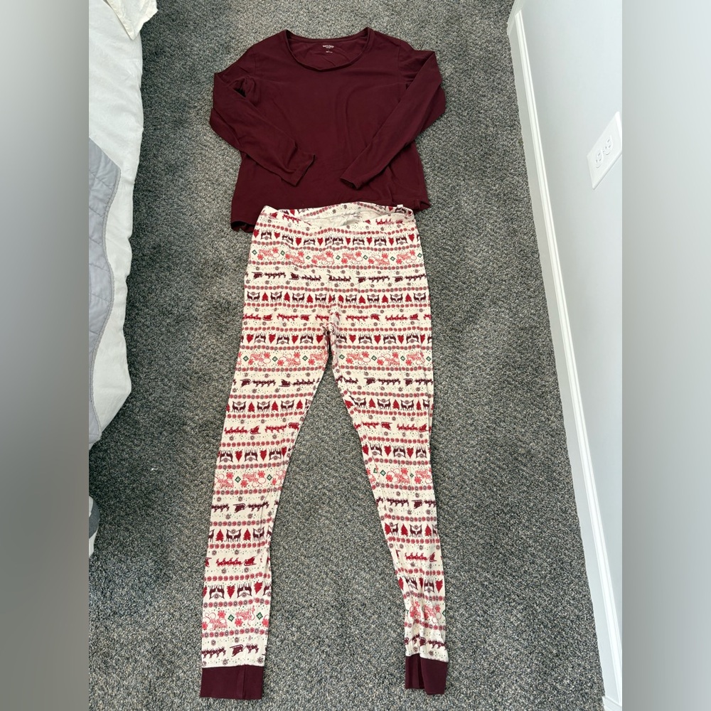 Burt’s Bees - Season's Greetings Fair Isle Women's Large Christmas Pajamas